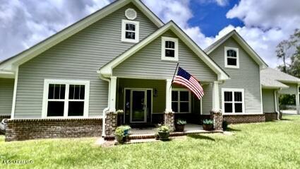2190 Les Reeves Rd, Moss Point, MS 39562 photo 1