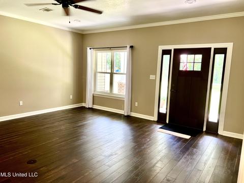 2190 Les Reeves Rd, Moss Point, MS 39562 photo 6