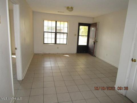 2 Renaissance Dr, Crenshaw, MS 38621 photo 3