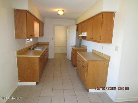 2 Renaissance Dr, Crenshaw, MS 38621 photo 6