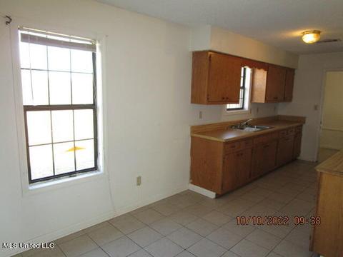 2 Renaissance Dr, Crenshaw, MS 38621 photo 7