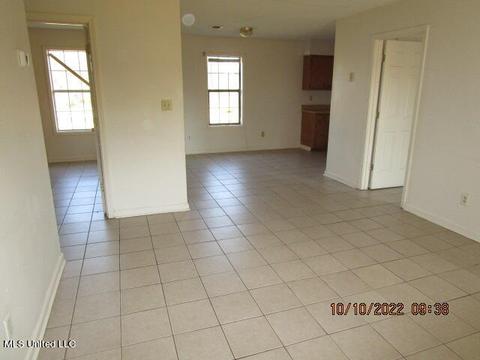 2 Renaissance Dr, Crenshaw, MS 38621 photo 2