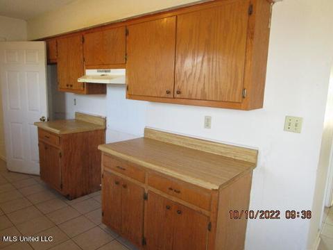 2 Renaissance Dr, Crenshaw, MS 38621 photo 5