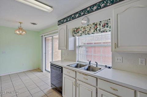 603 E Biscayne Cv, Clinton, MS 39056 photo 11