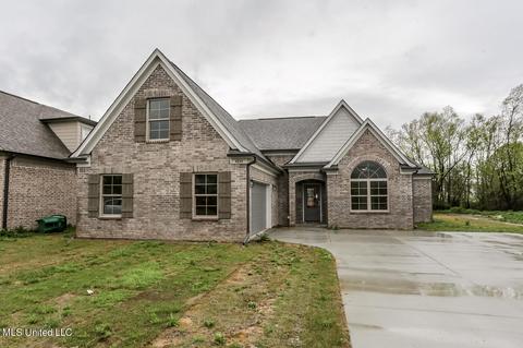 4844 Reunion Dr, Walls, MS 38680