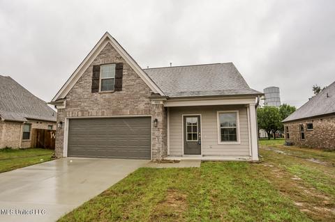 4870 Reunion Dr, Walls, MS 38680