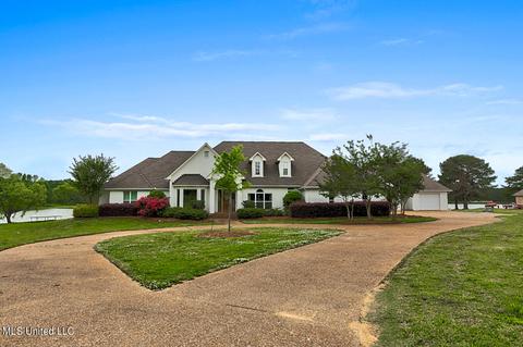 129 Meadowview Ln, Flora, MS 39071 photo 2