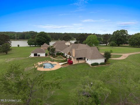 129 Meadowview Ln, Flora, MS 39071 photo 4