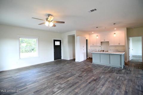 6158 Beaver Dam Rd, Lucedale, MS 39452 photo 3