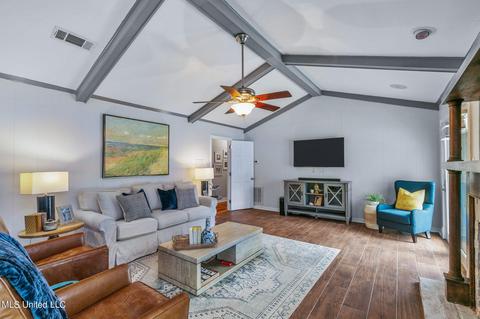 203 Oak Dr, Brandon, MS 39047 photo 8