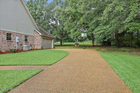 110 Mcwilliams Dr, Terry, MS 39170 photo 9
