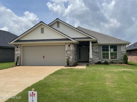 7805 E Reece Dr, Southaven, MS 38671