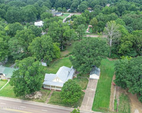 202 E Lee St, Sardis, MS 38666 photo 7