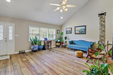 418 Saint Augustine Ave, Long Beach, MS 39560 photo 5