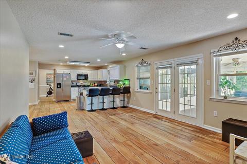 418 Saint Augustine Ave, Long Beach, MS 39560 photo 17