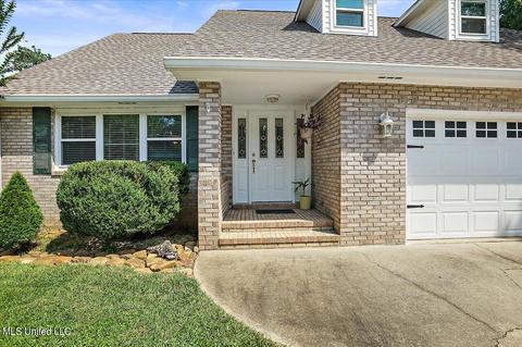 418 Saint Augustine Ave, Long Beach, MS 39560 photo 3