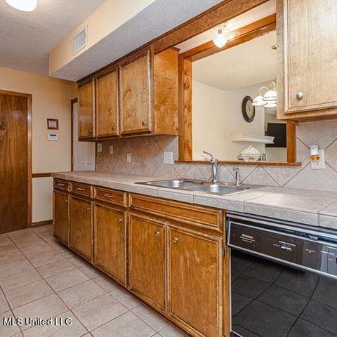 6168 Clarence Drive Dr, Jackson, MS 39206 photo 18
