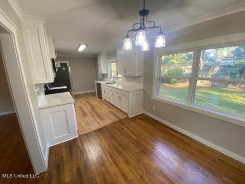 1038 Cedarhill Dr, Jackson, MS 39206 photo 9
