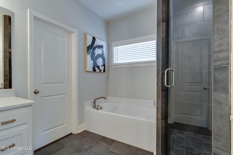 1248 Heritage Lake Dr, Hernando, MS 38632 photo 32