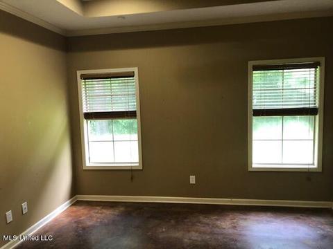 609 Katherine Dr, Canton, MS 39046 photo 4