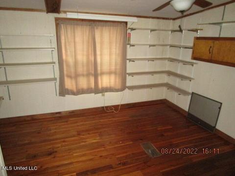101 Co Rd 517, Como, MS 38619 photo 9