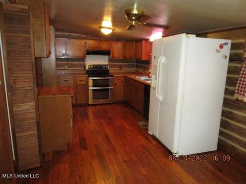 101 Co Rd 517, Como, MS 38619 photo 5