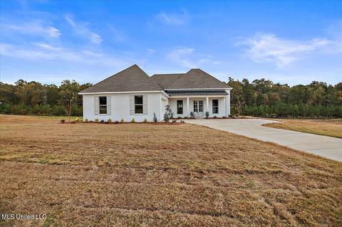 118 Landry Dr, Brandon, MS 39047 photo 1