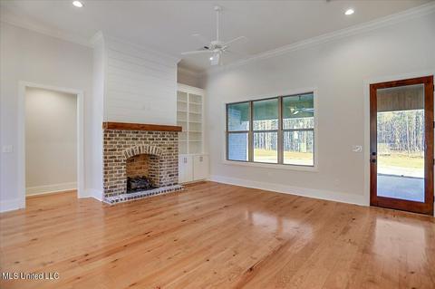 1618 Old Lake Rd, Brandon, MS 39042 photo 2