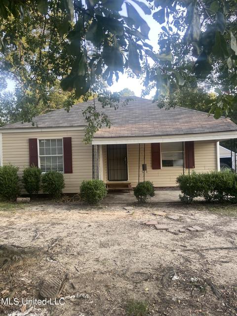 223 Decelle St, Jackson, MS 39216 photo 1