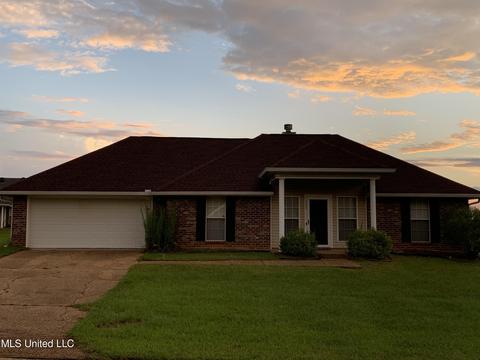 123 Carl Cir, Byram, MS 39272 photo 1
