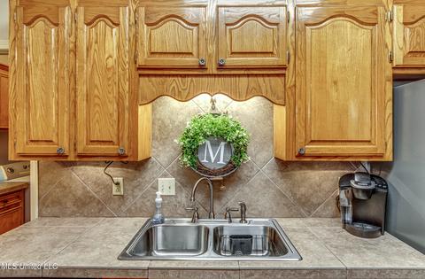 606 Treeline Dr, Brandon, MS 39042 photo 8
