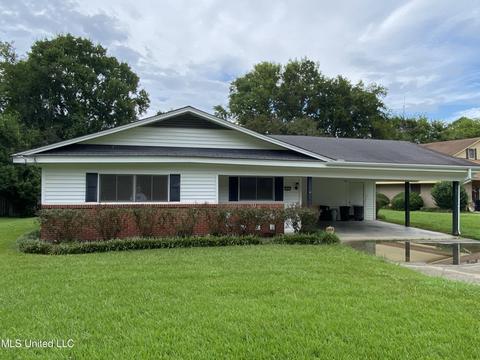 1664 Wilhurst St, Jackson, MS 39211 photo 1