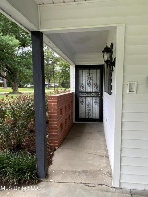 1664 Wilhurst St, Jackson, MS 39211 photo 4