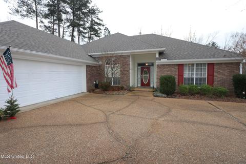 209 Meadowview Ln, Brandon, MS 39047 photo 2