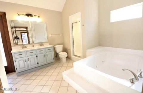 2440 Geneva Dr, Nesbit, MS 38651 photo 20