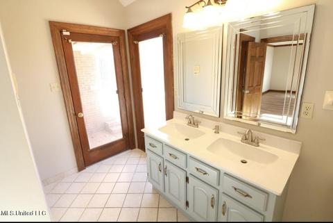 2440 Geneva Dr, Nesbit, MS 38651 photo 23