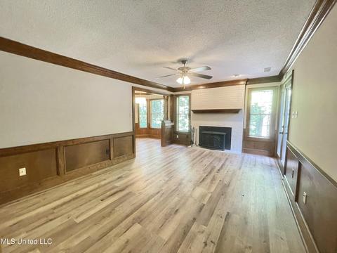 2440 Geneva Dr, Nesbit, MS 38651 photo 15