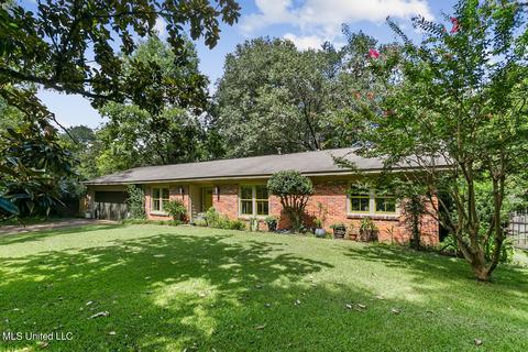 4210 Hawthorne Ct, Jackson, MS 39206 photo 2