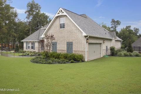 5307 Diamondhead Cir, Diamondhead, MS 39525 photo 3