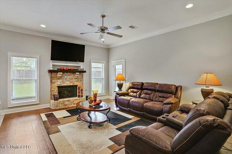 222 Buttonwood Ln, Canton, MS 39046 photo 4