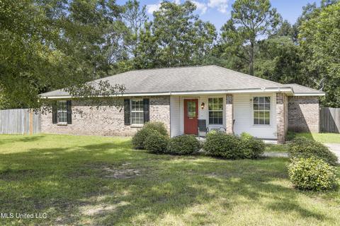 18 Brielle Ln, Wiggins, MS 39577 photo 2