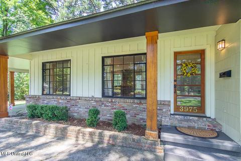 3975 Berkley Dr, Jackson, MS 39211 photo 2