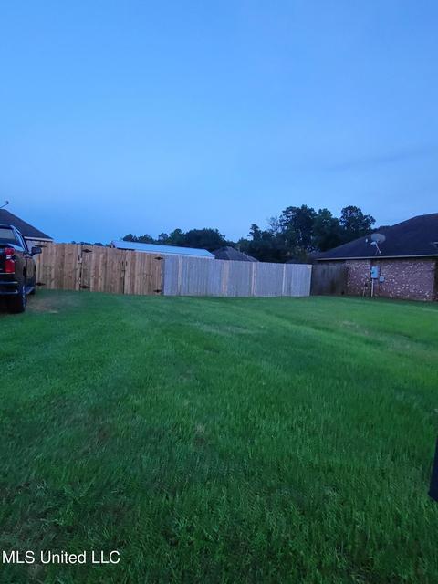 501 Fairway Ave, Byram, MS 39272 photo 2