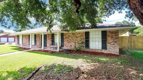 4 Pecan Cir, Long Beach, MS 39560 photo 2