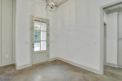 562 Traylor Rd, Florence, MS 39073 photo 7