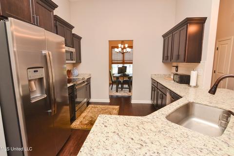 6256 Rosemark Rd, Olive Branch, MS 38654 photo 12