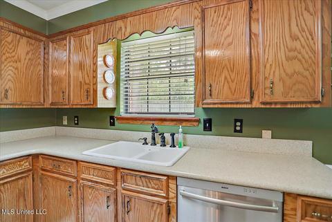 909 W Lake Dockery Dr, Jackson, MS 39272 photo 15