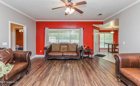 353 Greystone Pt, Terry, MS 39170 photo 5