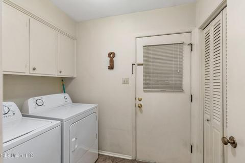 5861 Kings Pl, Jackson, MS 39211 photo 19