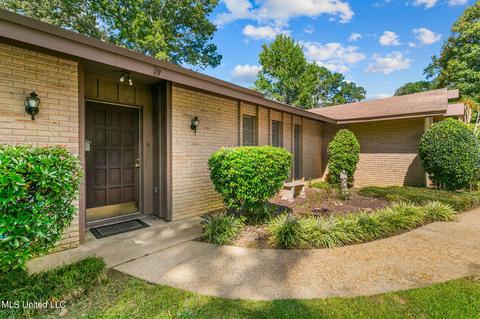 5861 Kings Pl, Jackson, MS 39211 photo 5